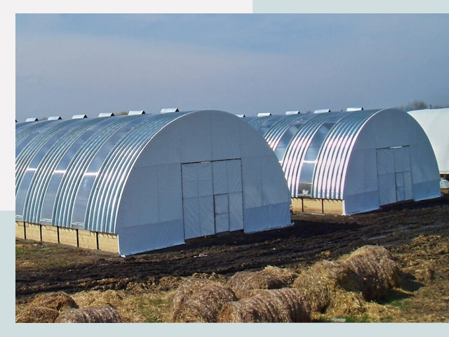 Сельскохозяйственные здания в Сланцах