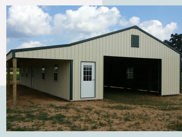 Строительство конюшен в Сланцах