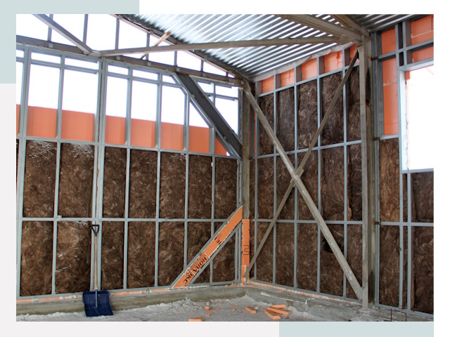 Утепленные ангары в Сланцах