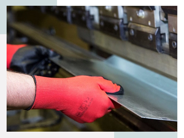 Гибка металла в Сланцы от 620 руб. - Надёжно и быстро